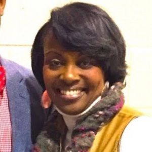 Meet your Posher, Cassandra